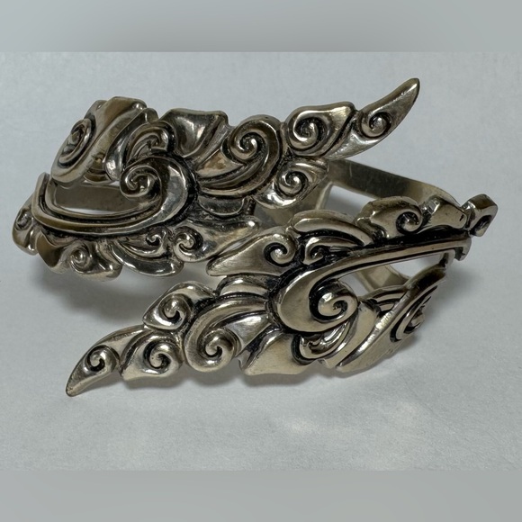 Vintage Margot de Taxco Signed Sterling Silver Bracelet